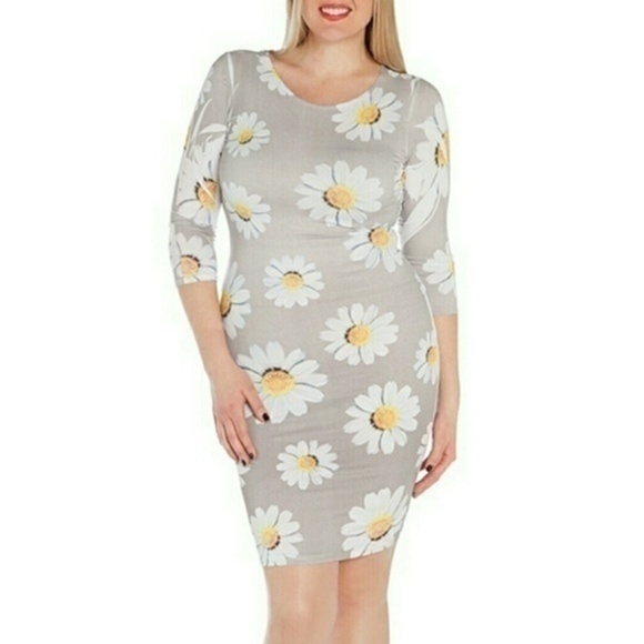 Dresses & Skirts - Plus. Gray daisy midi dress